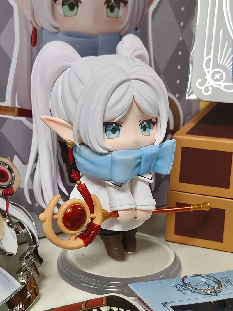 Chibi Frieren Winter Outfit Figure Cute Anime Elf Girl Statue Desktop Decoration Collectible Model Peripheral For Anime Fans